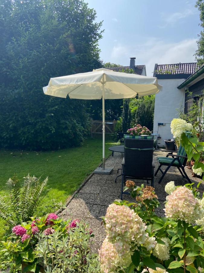 Bergisches Cottage Solingen - Tiny House Mit Garten Exterior photo